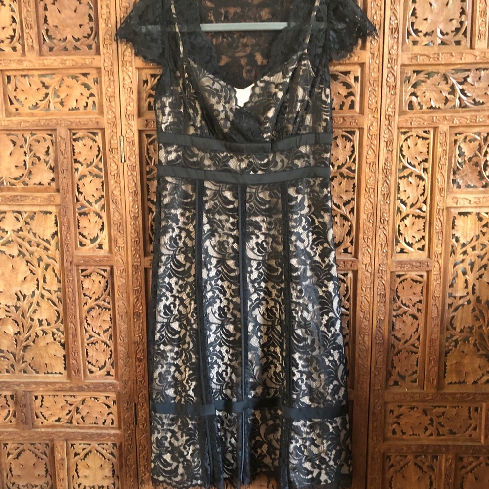 Ann Taylor Loft black lace dress. Size 0P.